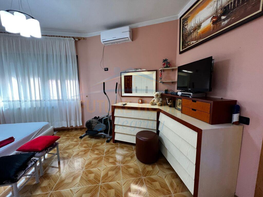 Jepet me Qera 1+1+Post Parkimi Shkolla e Baletit,Tirane