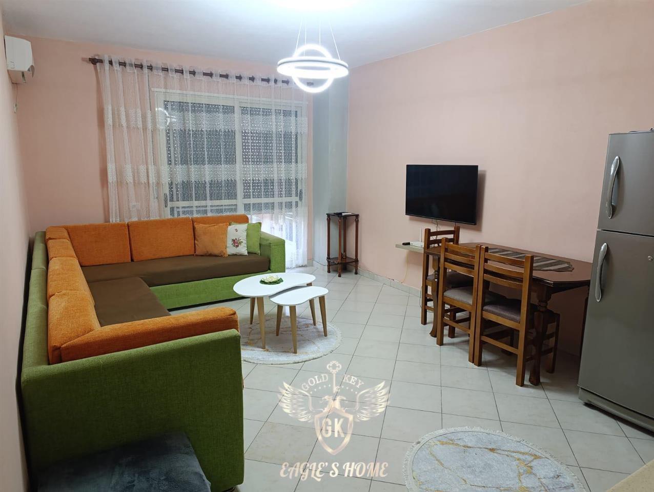 Qera 1+1+Ballkon• Shume prane Detit