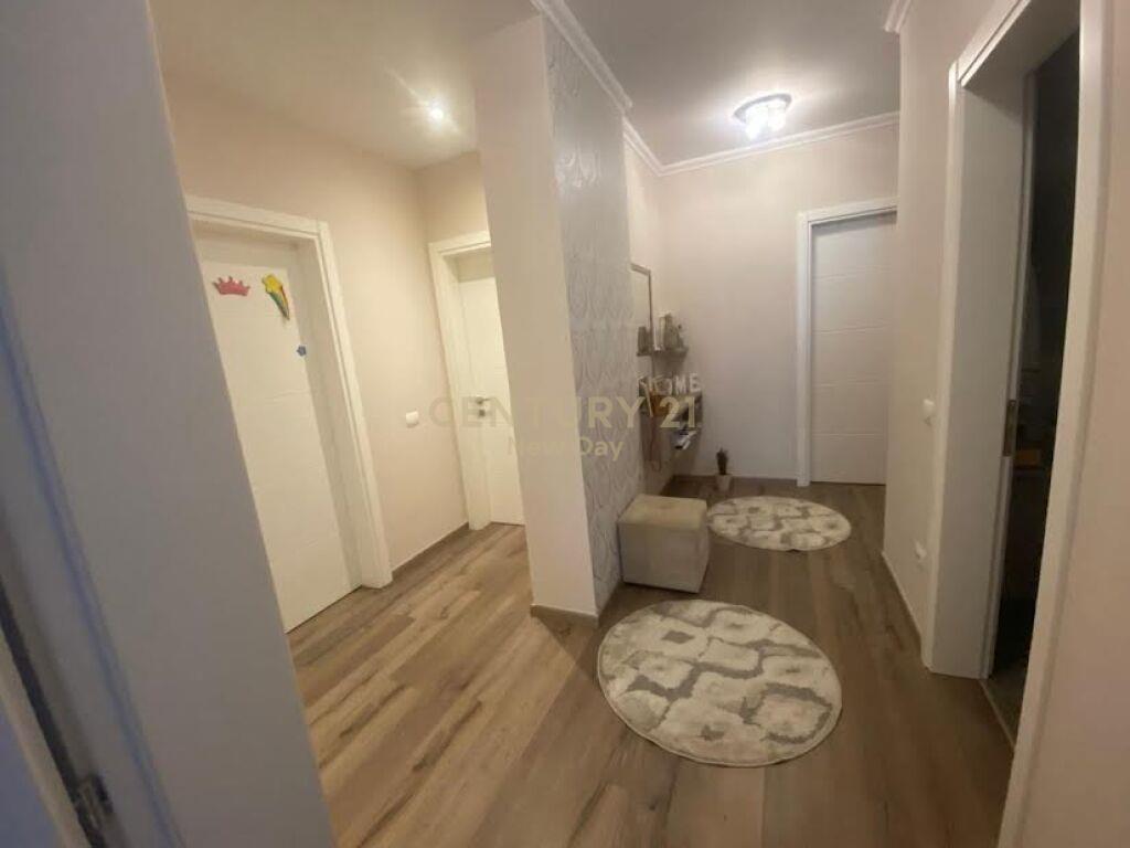 Apartament ne shitje ne Qender