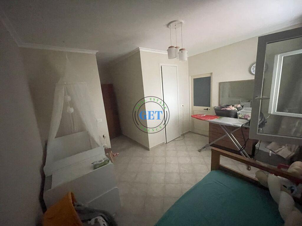 Shitet, Apartament 2+1+2 ballkone, Plazh Iliria, Durrës