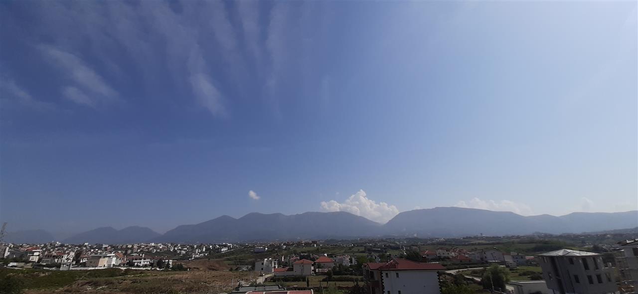 Teg prane, jepet vila me qera