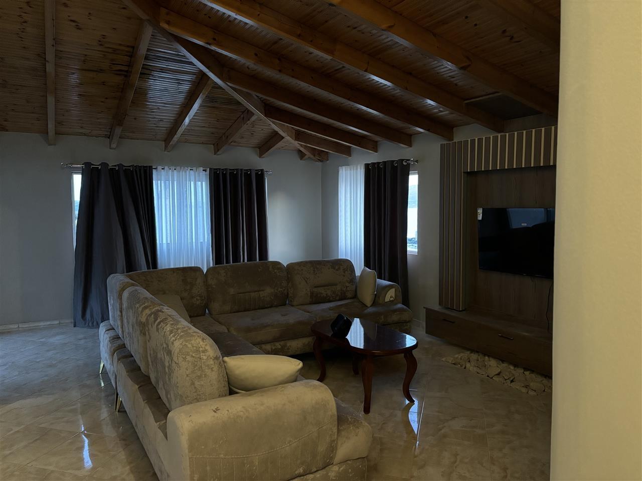 SHITET Papafingo Ne Sarande