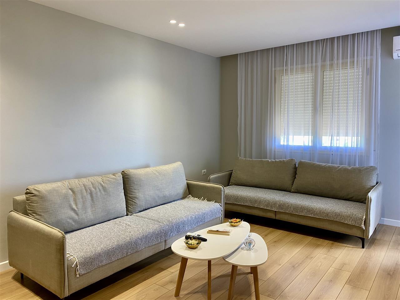 Apartament me qera 1+1 tek shkolla e Marinës