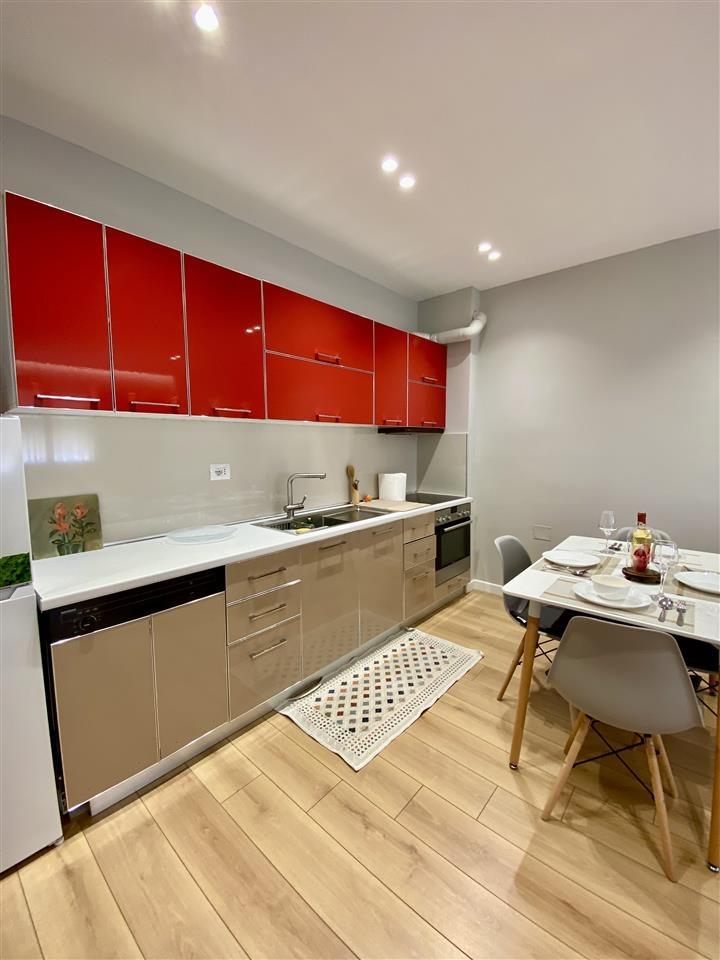 Apartament me qera 1+1 tek shkolla e Marinës