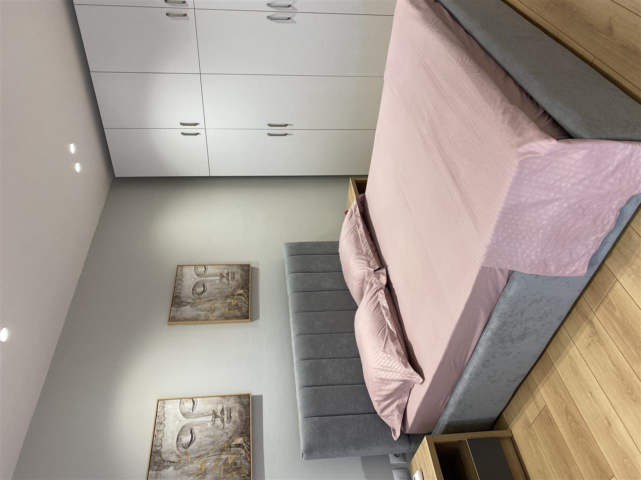 Apartament me qera 1+1 tek shkolla e Marinës