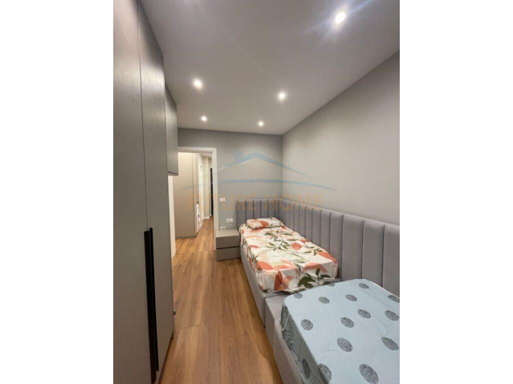 Qera, Apartament 2+1+2+Post Parkimi, Kodra e Diellit, Tiranë