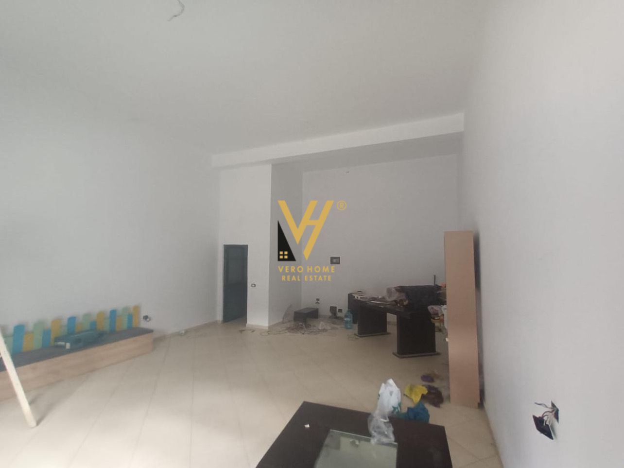 JEPET DYQAN 55 M2 ME QERA NE YZBERISHT 400 EURO