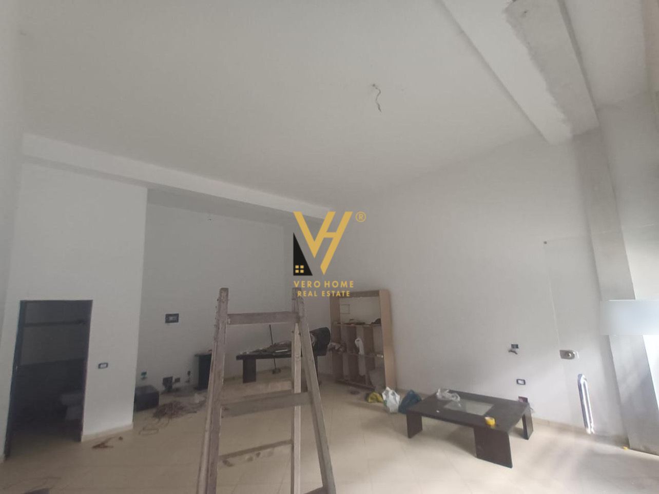 JEPET DYQAN 55 M2 ME QERA NE YZBERISHT 400 EURO