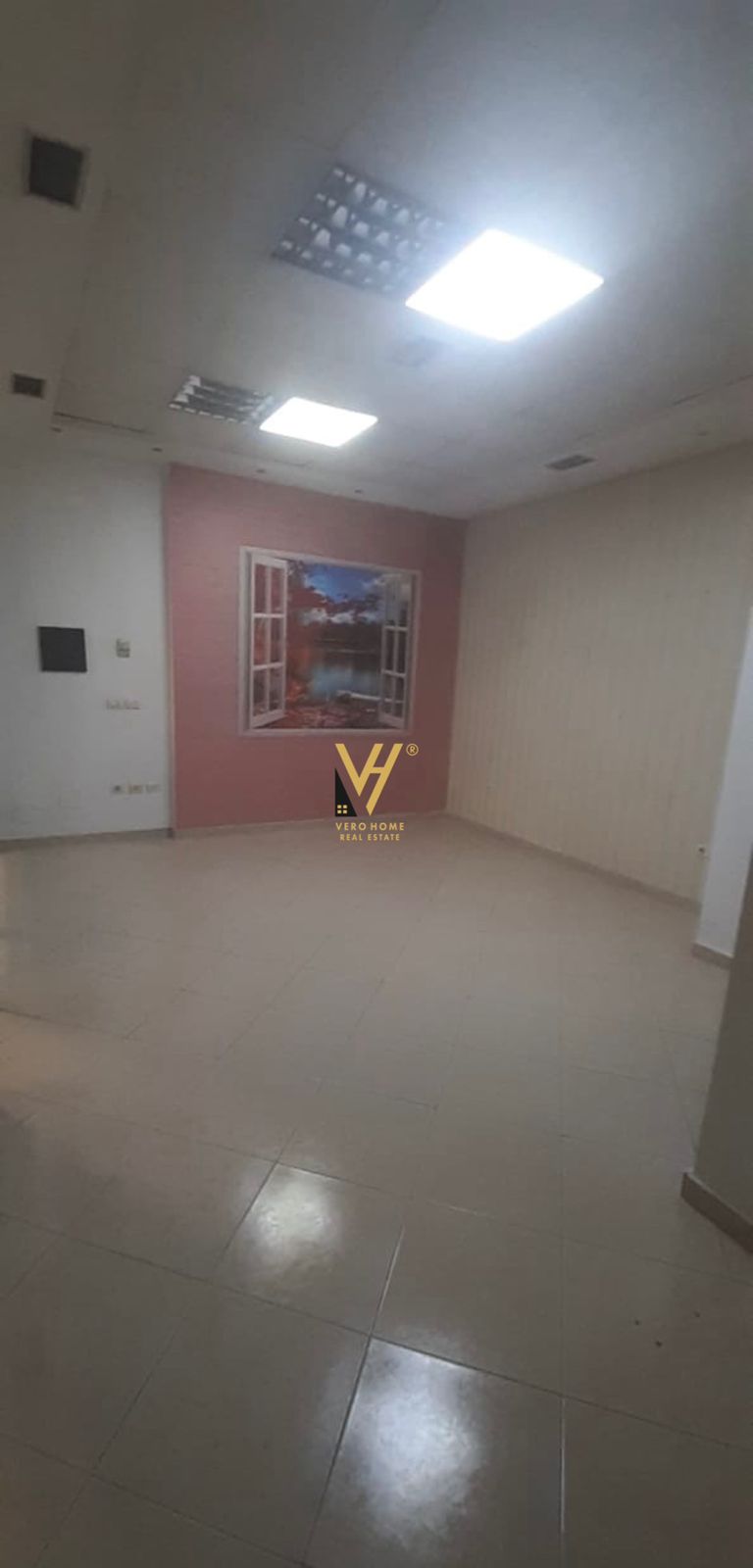 ZYRE 26 M2 ME QERA TE CONDOR CENTER 40.000 LEKE