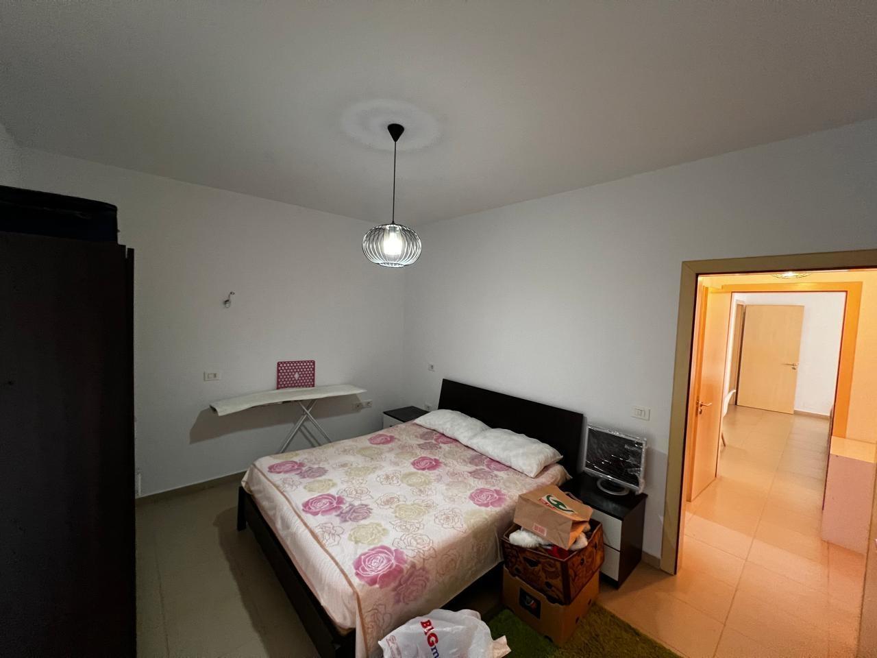 Jepet me Qira 2+1+2+Parking