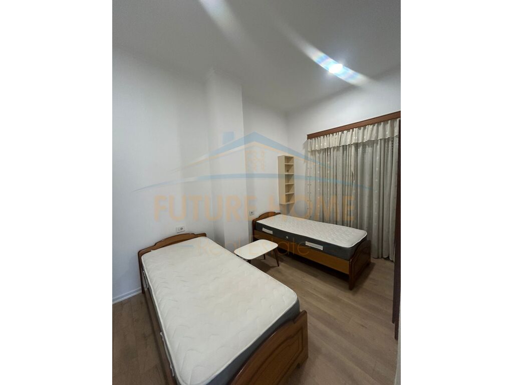 Qera, Apartament 2+1+2, Liqeni i Thate, Tiranë.