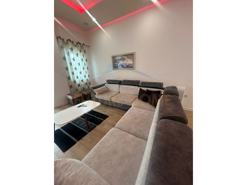 Qera, Apartament 2+1+2, Liqeni i Thate, Tiranë.