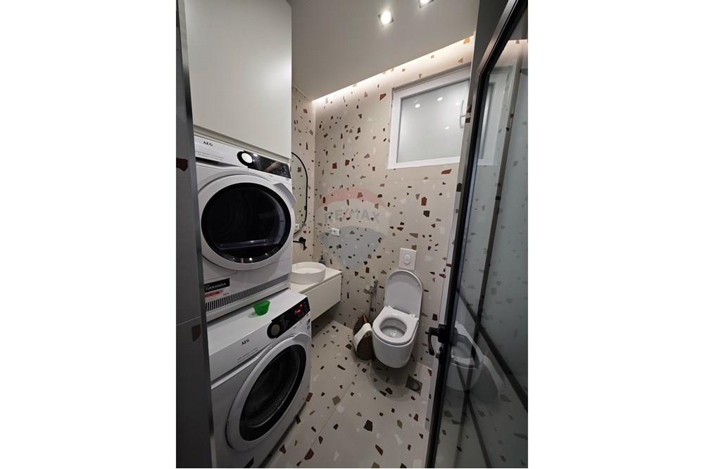 Shitet Apartament 2+1+2+2 Ballkone