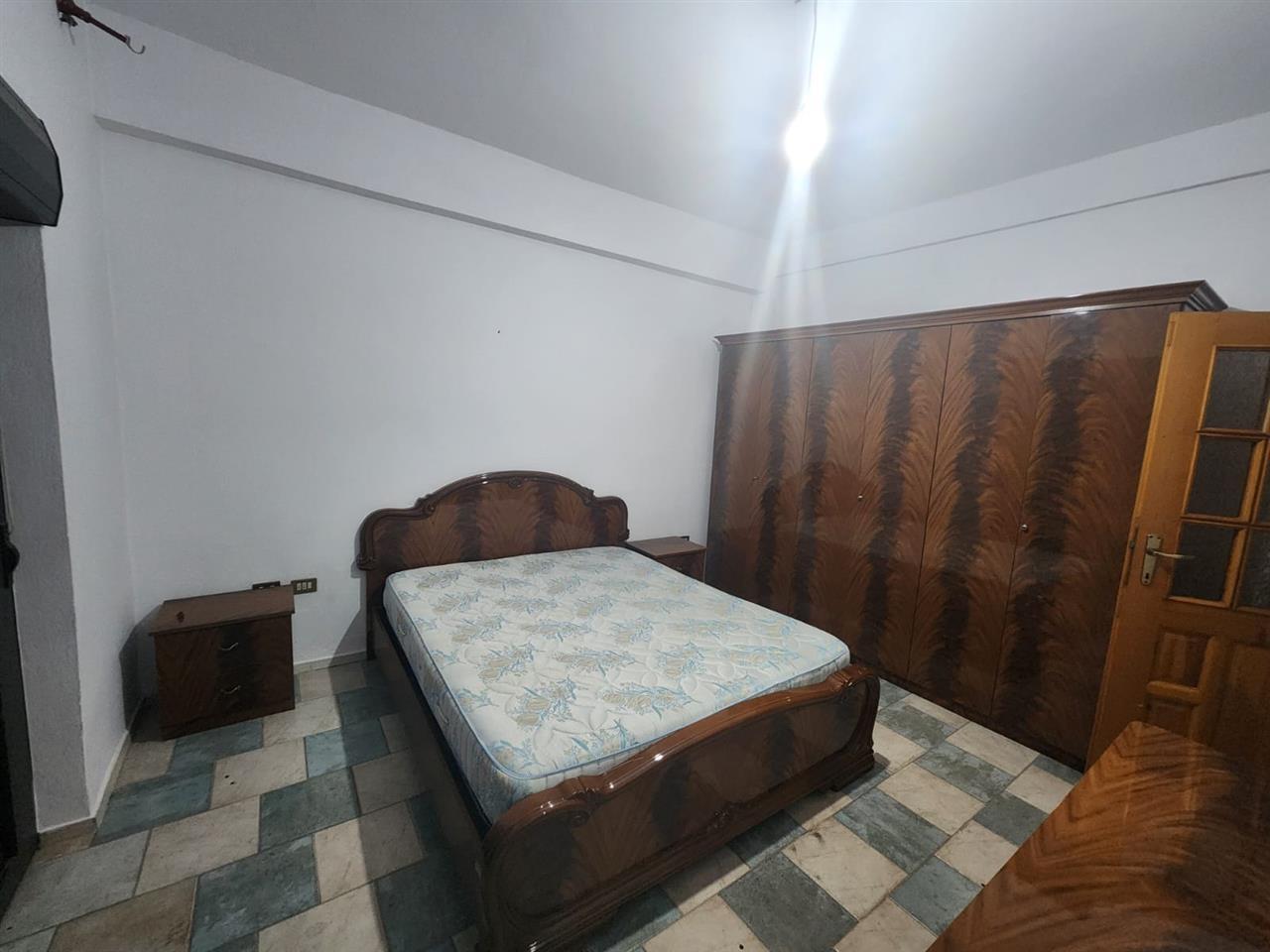 JEPET ME QIRA APARTAMENT 2+1 PRAN STADIUMIT!