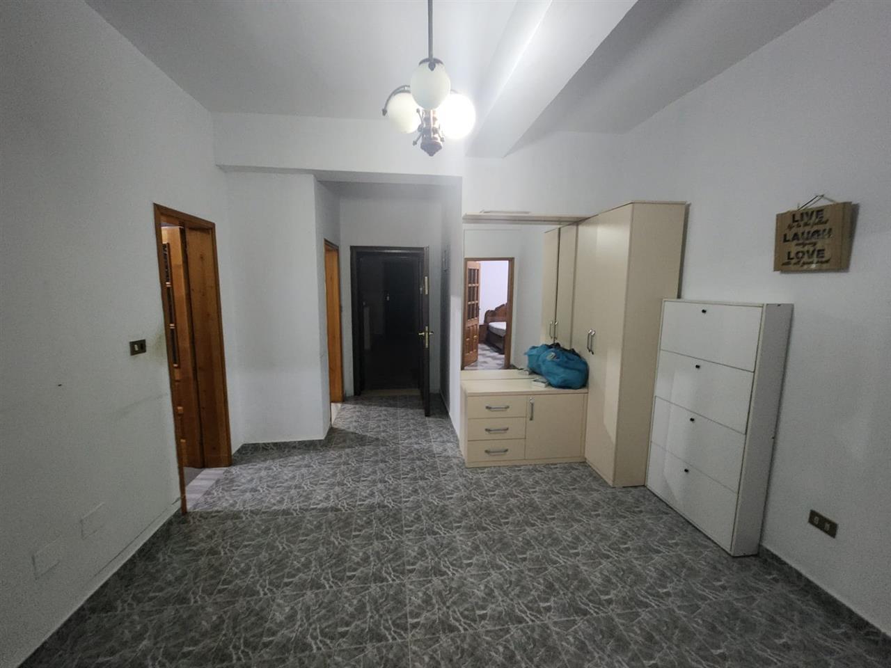 JEPET ME QIRA APARTAMENT 2+1 PRAN STADIUMIT!