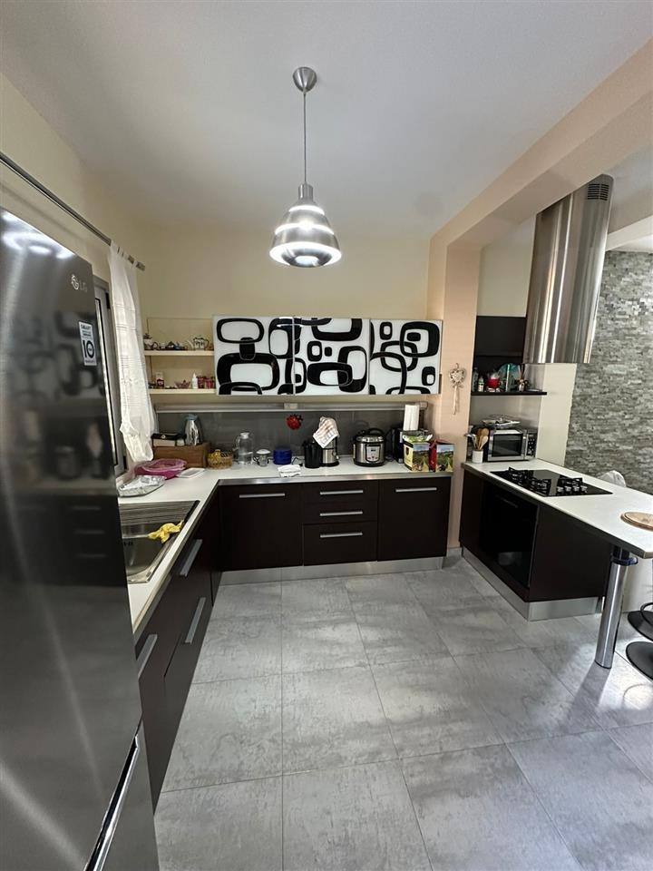 Shitet Vile ne Qerret