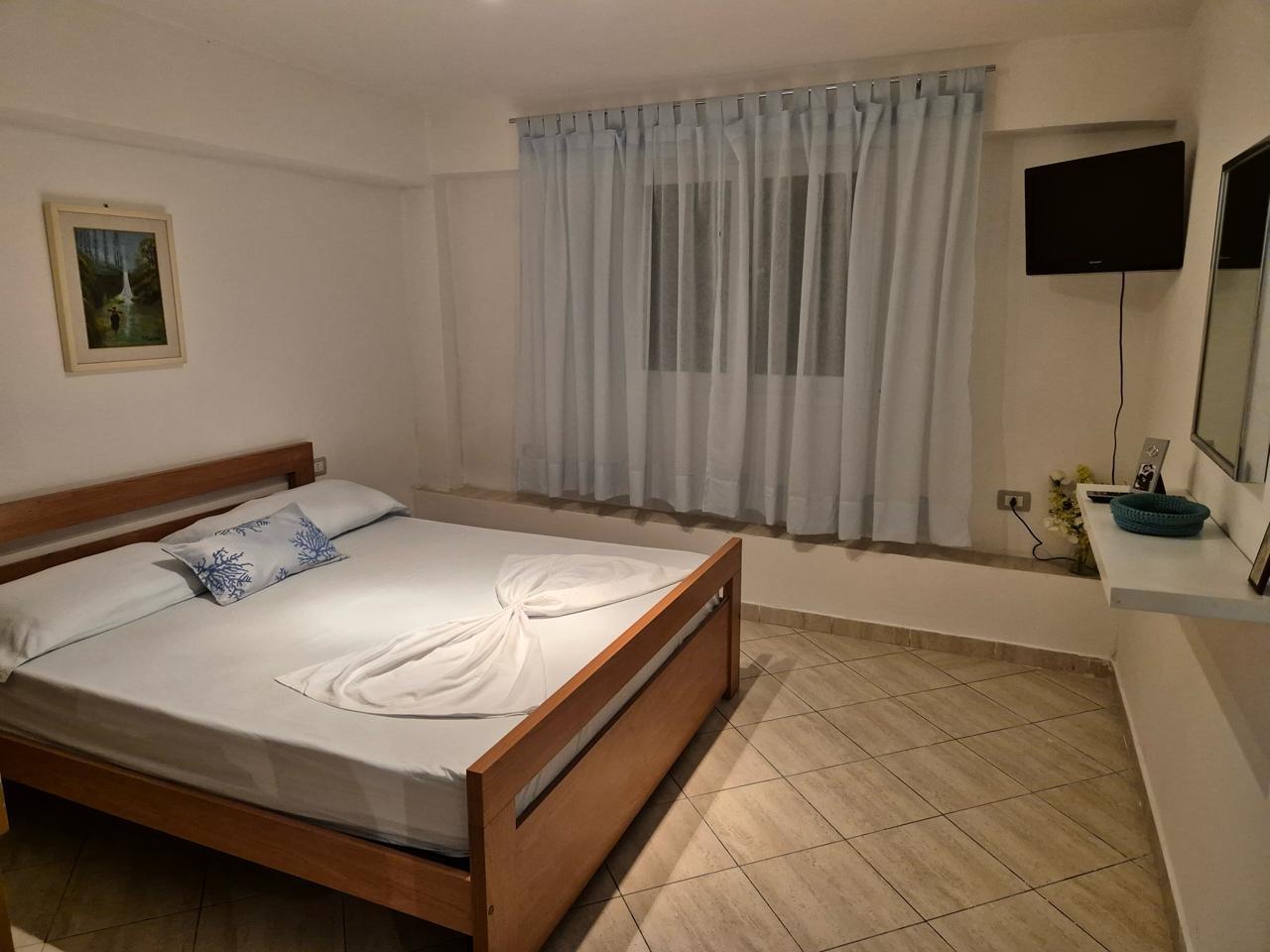 Apartament me qira disa hapa larg Qendrës Vlorës