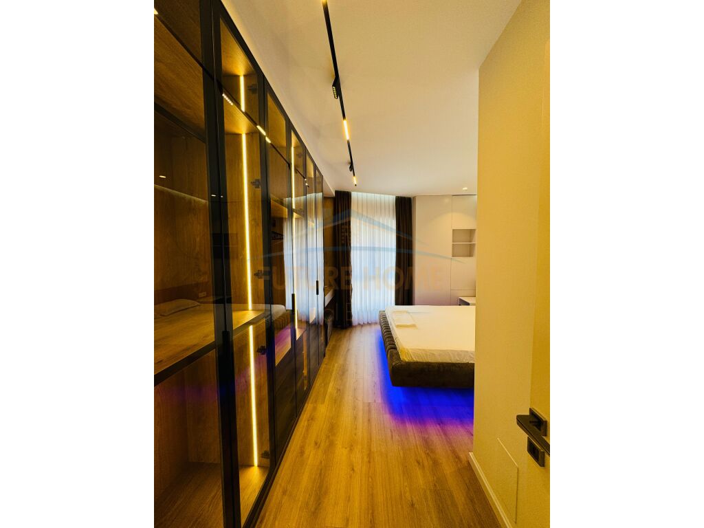 Qera, Apartament 2+1, Rruga e Barrikadave, Tiranë.