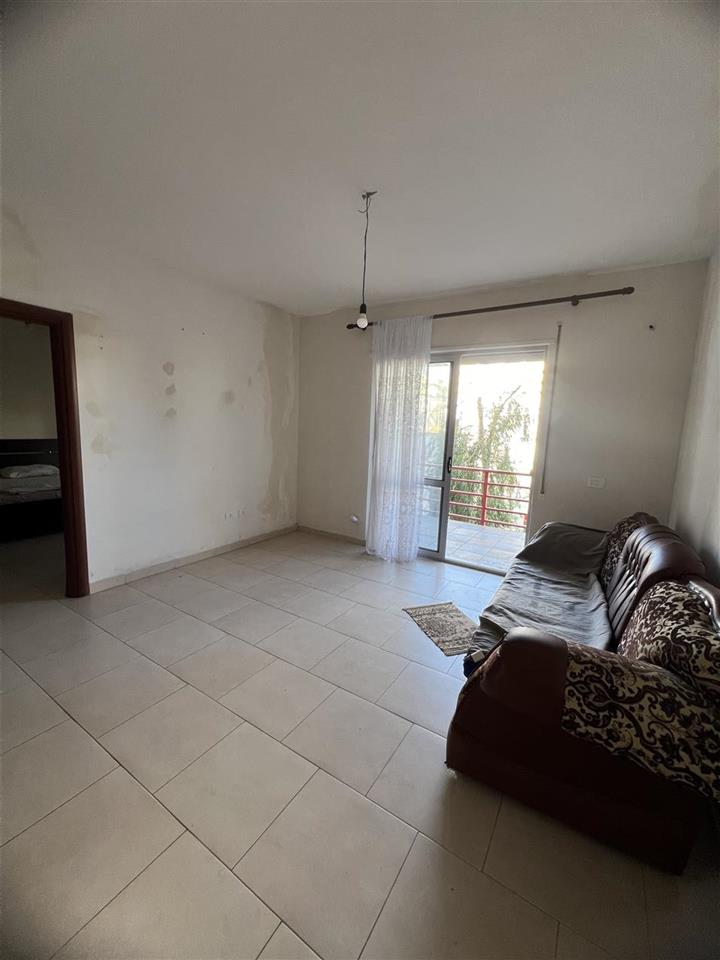 Jepet ap me qera ne plazh