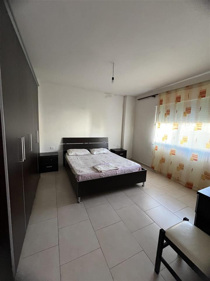 Jepet ap me qera ne plazh