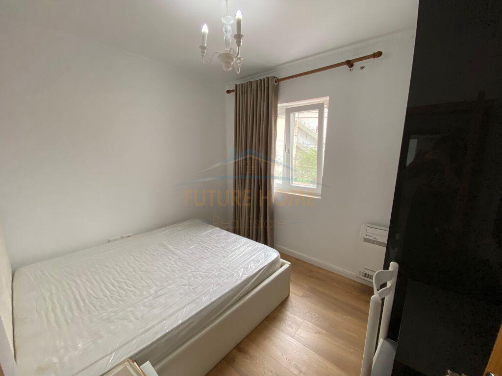 Qera, Apartament 3+1, Bulevardi Zogu I, Tirane