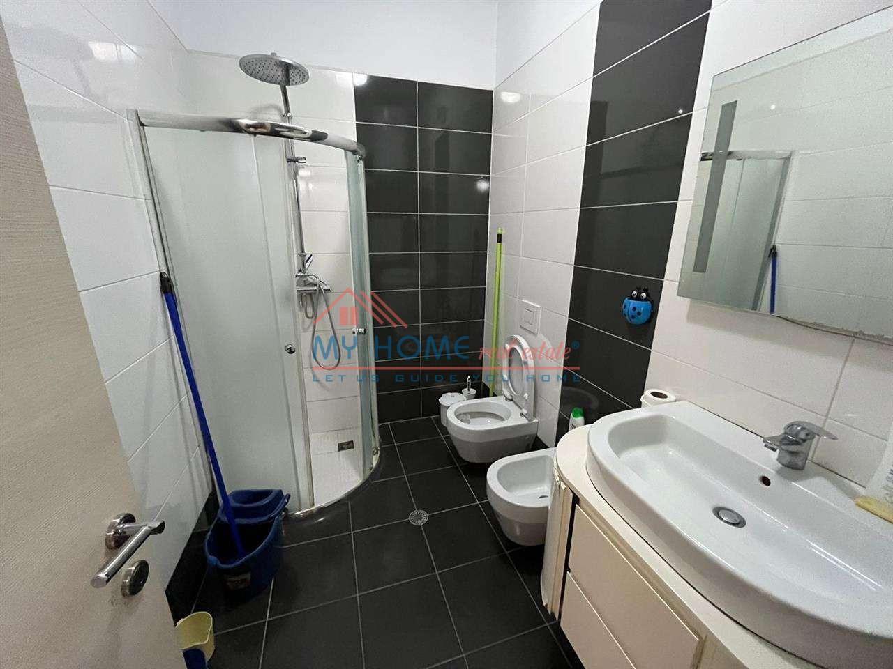 Apartament 2+1 Me Qira Astir Tirane