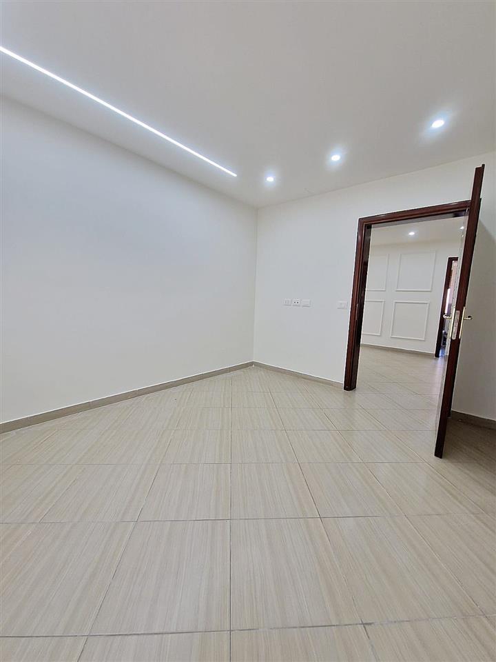 Kavaje,superapartament 2+1,shetitorja “Josif Budo”