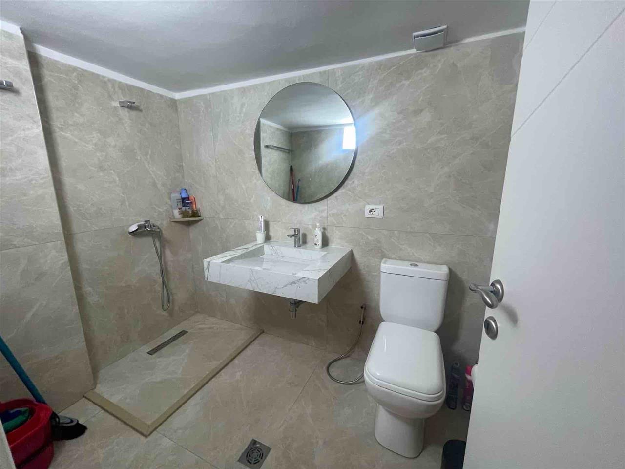 Apartament 2+1 me qera afatgjate! Detyrimet e perfshira