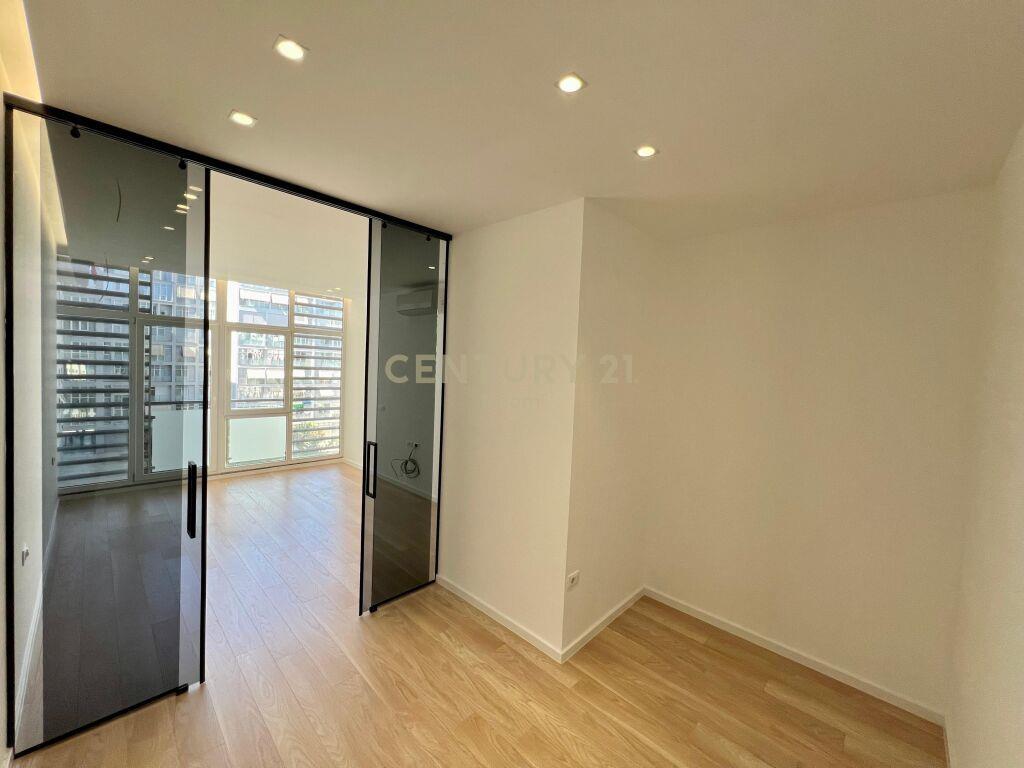 SHITET APARTAMENT 2+1+2 TE KIKA 2, KOMUNA E PARISIT!