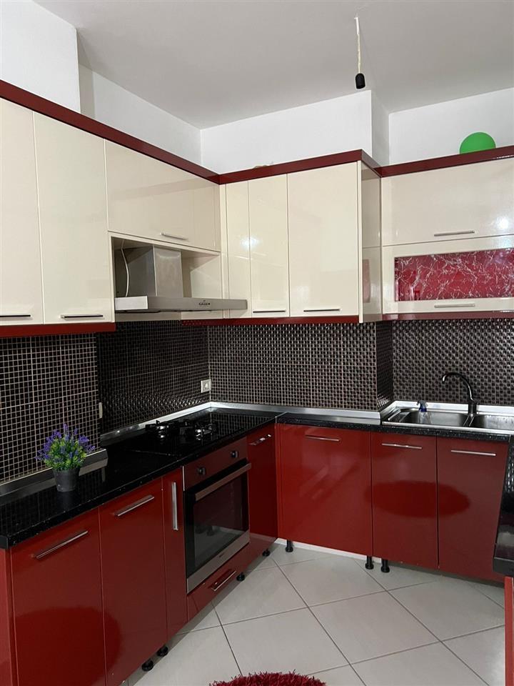 Jepet me qera apartament 2+1+2 ne Astir