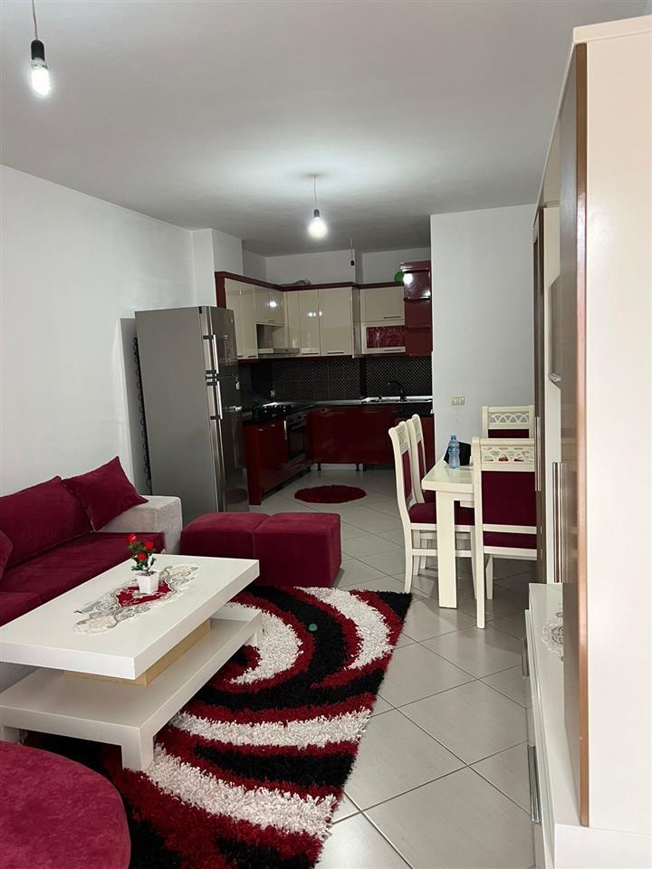 Jepet me qera apartament 2+1+2 ne Astir