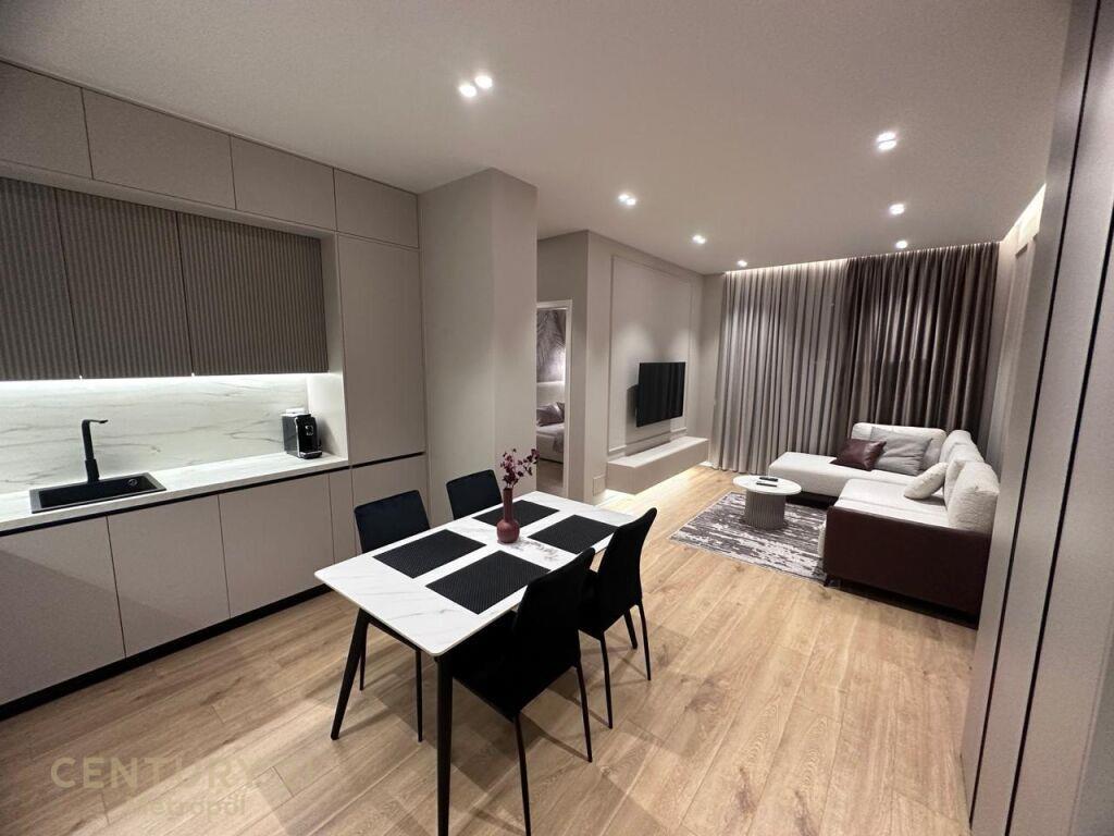 JEPET ME QIRA APARTAMENT 1+1 700 € Metropol101311