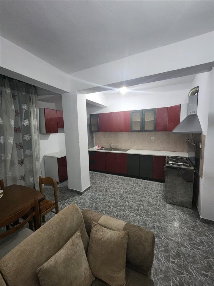 JEPET ME QIRA APARTAMENT 2+1 PRANE STADIUMIT DURRES!