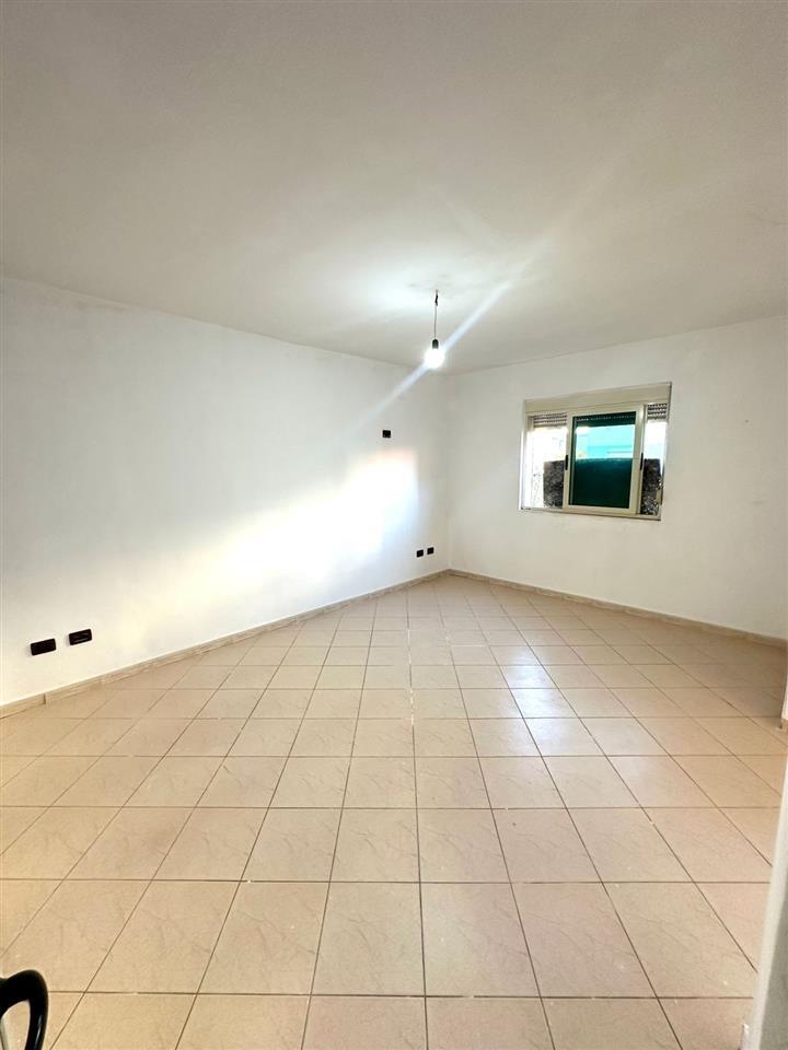 SHITET 1+1 TEK STADIUMI NE DURRES !