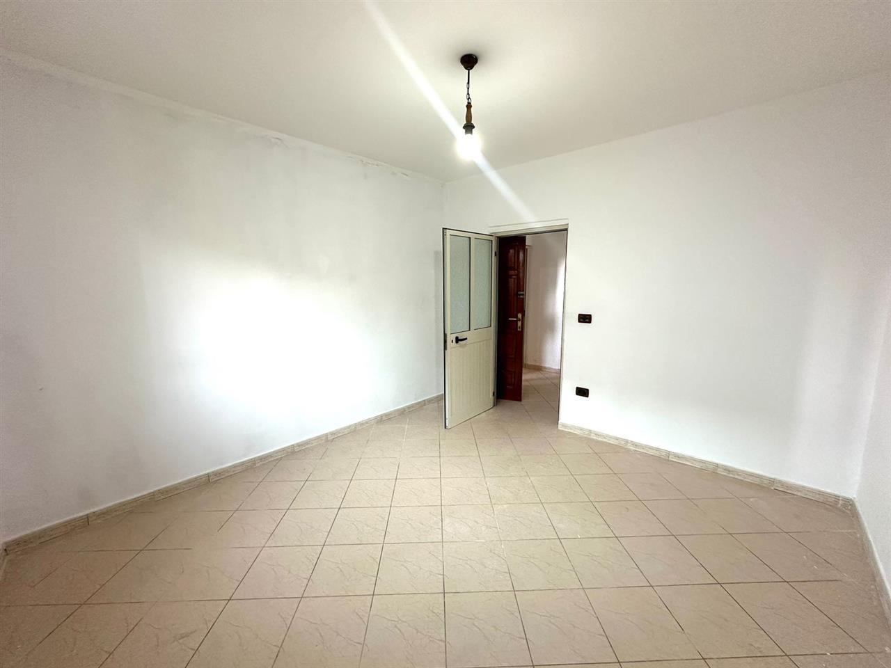 SHITET 1+1 TEK STADIUMI NE DURRES !