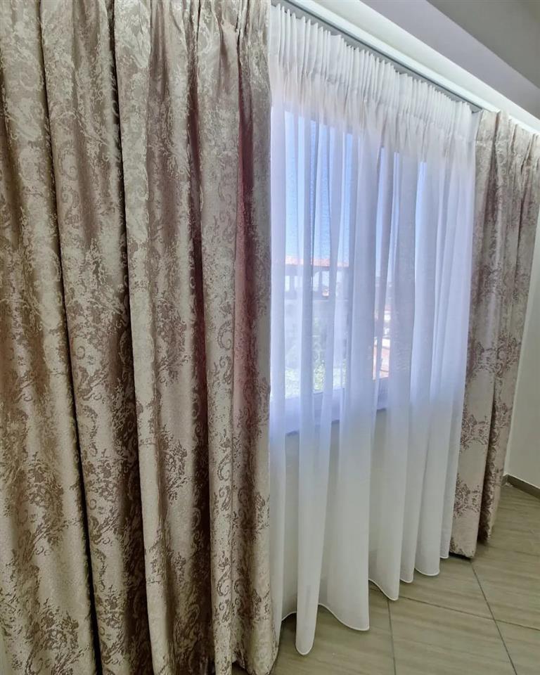 Kavaje,apartament 2+1 me planimetri super,buze rruge.