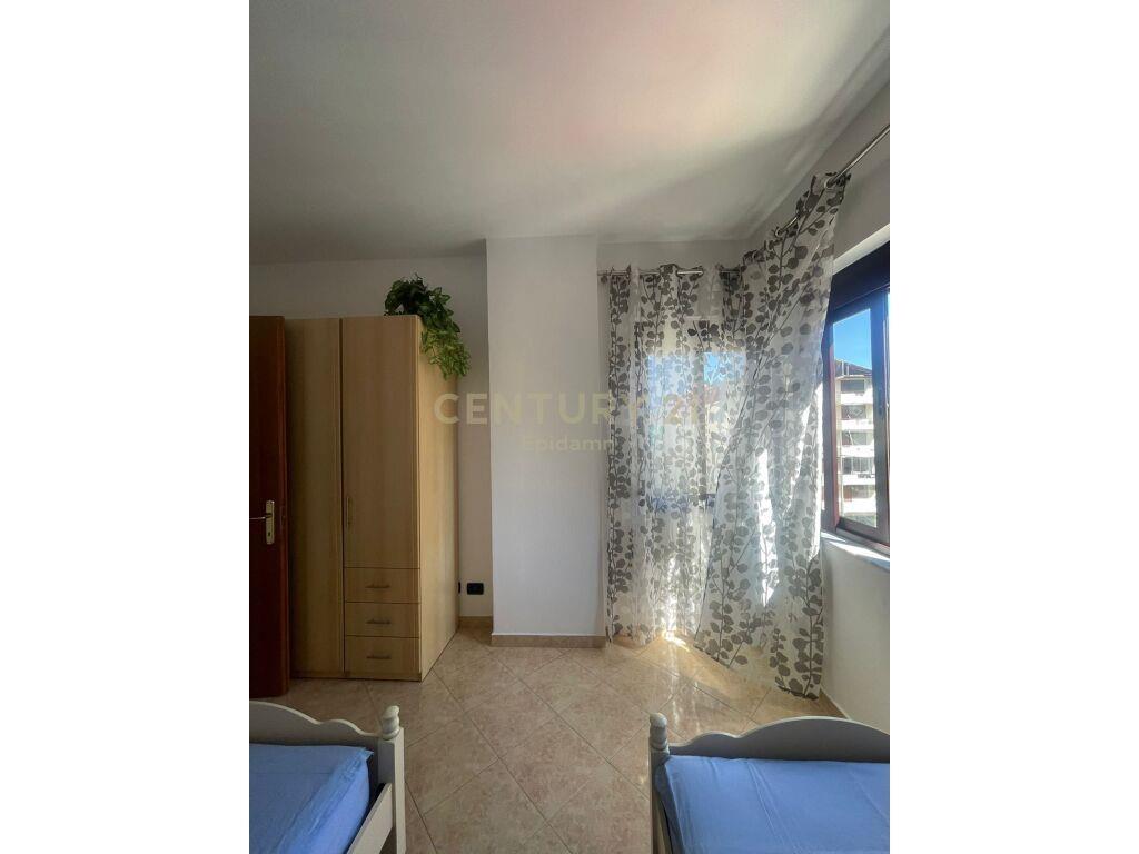 JEPET ME QERA APARTAMENT 2+1 NE PLAZH ILIRIA !!
