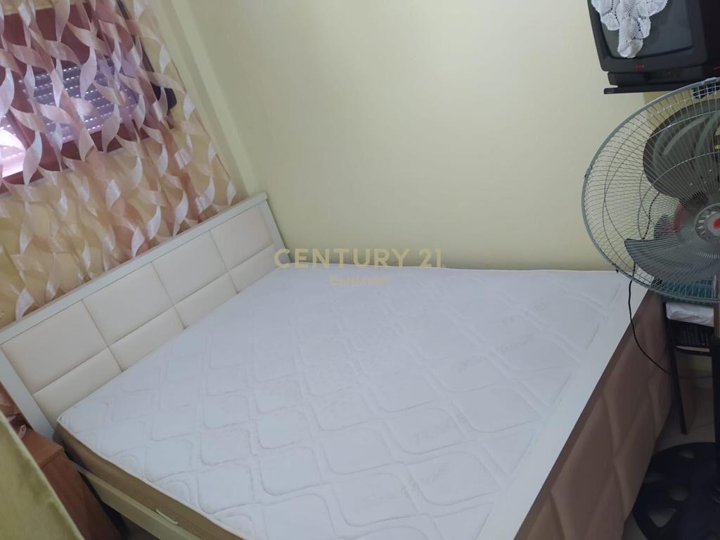 Apartament 1+1 për Qira në Plazh, Durrës !