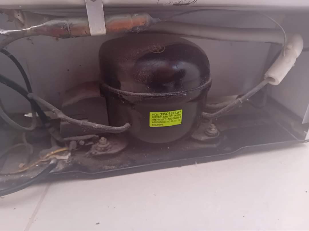 Shitet: Mini frigorifer “ESKIMO”