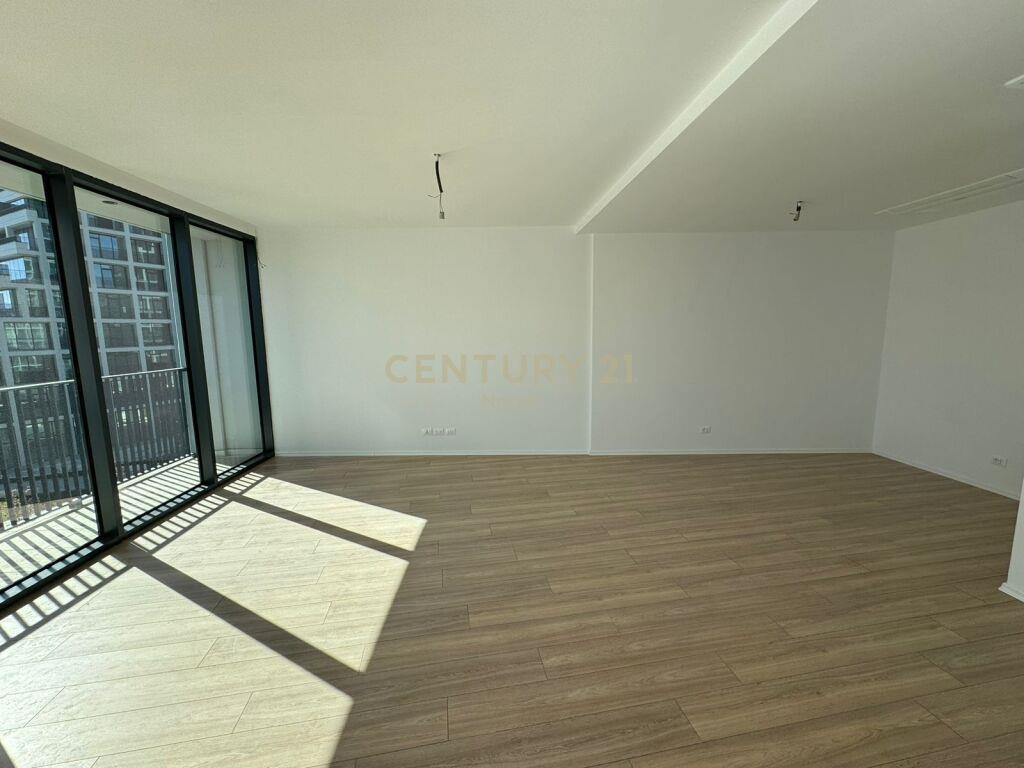 Qira | Zyrë 105 m² | Liqeni i Tiranës | €1400/muaj