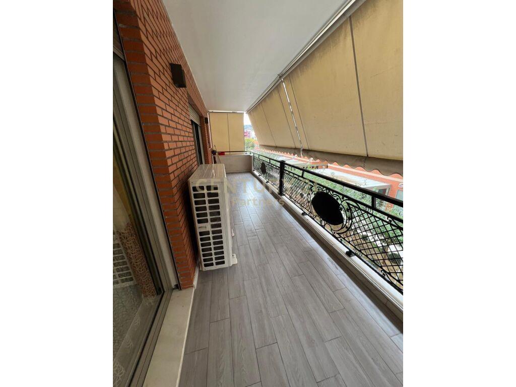 Japim me qera apartament 2+1 ne Kompleksin Delijorgji!