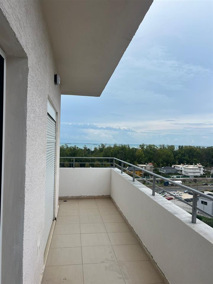 SHITET GARSIONERE ME PAMJE DETI NE PLAZH PLEPA!