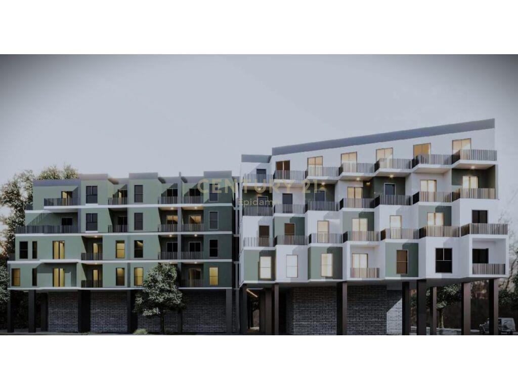 SHITET APARTAMENT 1+1 NDERTIM I RI, TEK MALI I ROBIT, MUNDES