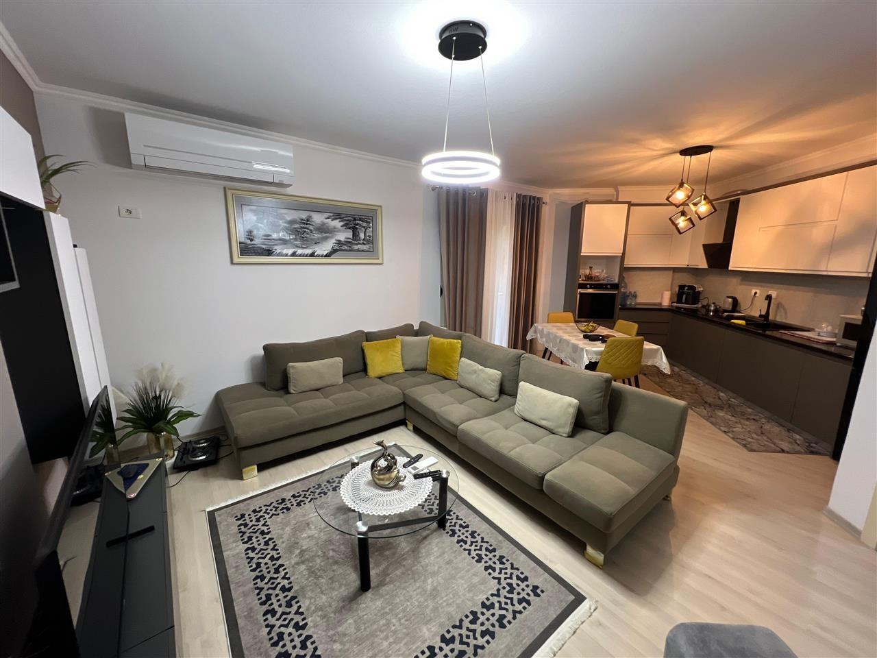 SHITET APARTAMENT 2+1+2 + 2 BALLKONE NE FRESK