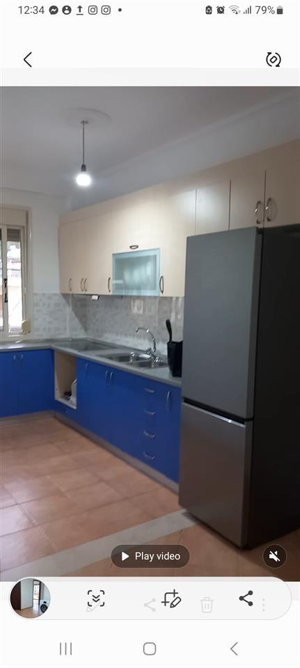 Okazion, shitet [2+1], pallat I Ri, prane poliklinikes Vl