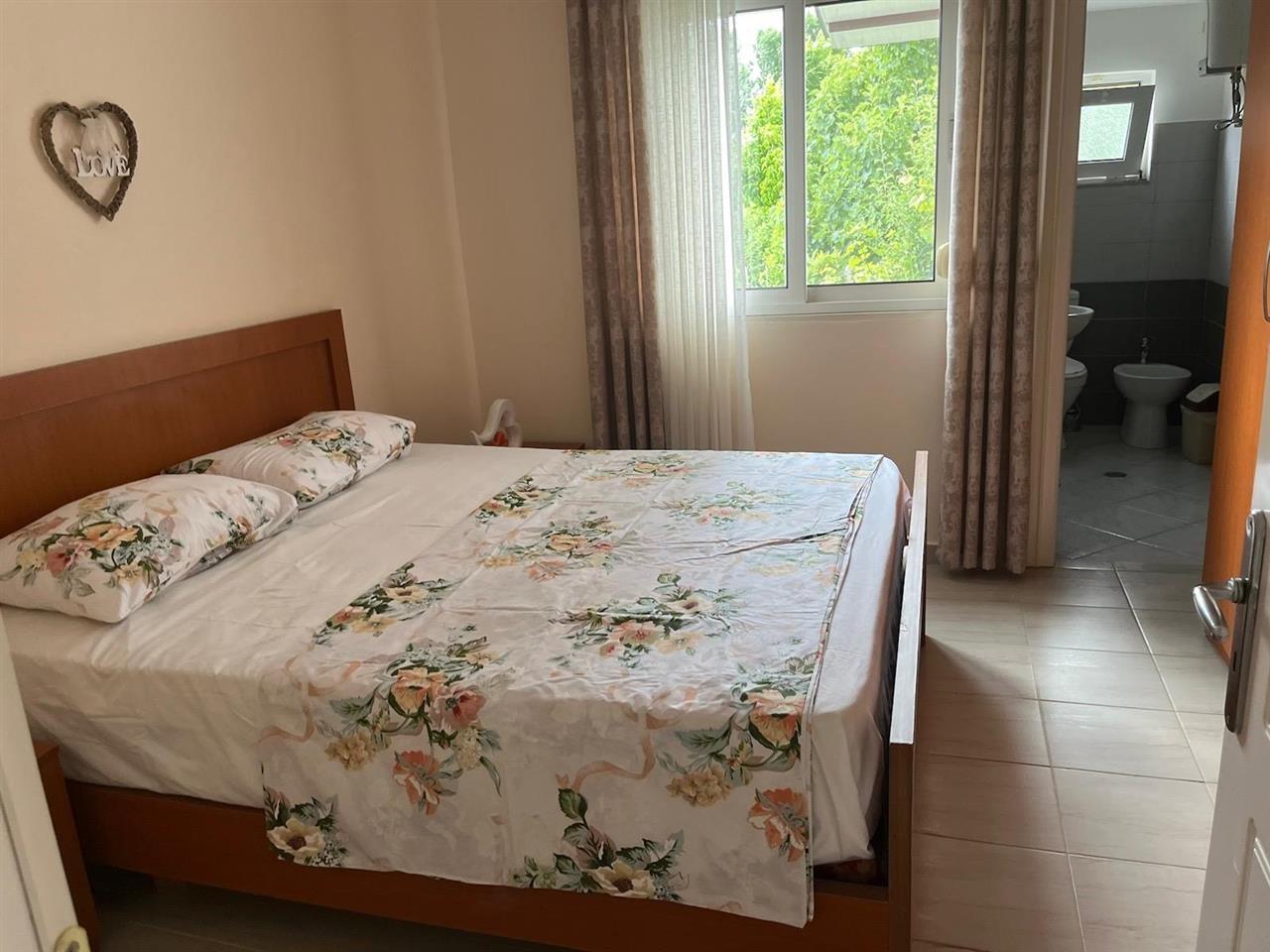 Jepet shtepia nje kateshe me qera