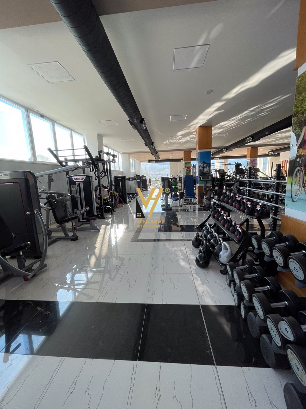 AMBIENT NE PEZE 4.000 EURO