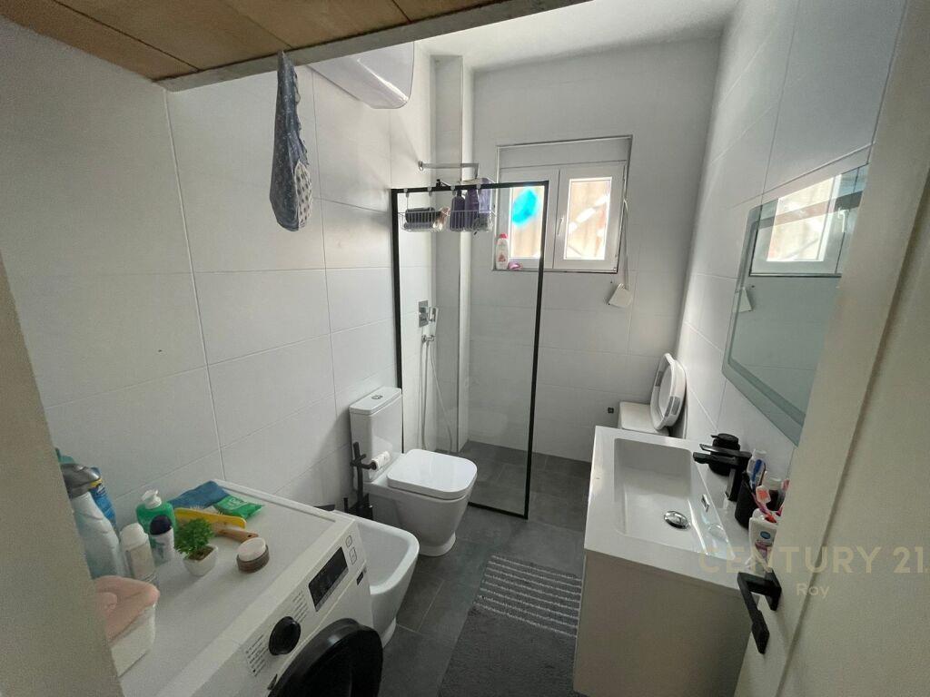 SHITE APARTAMENT 1+1 PRANE QENDRES DURRES!