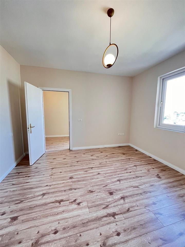 Shitet ap 1+1 ne Iliria