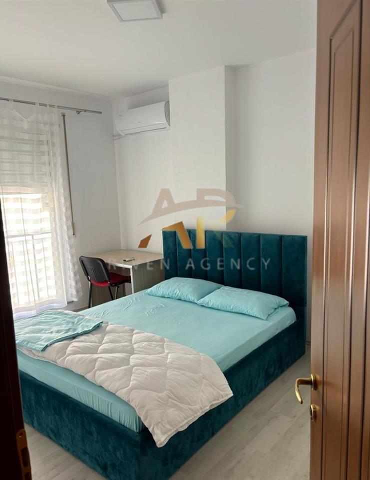 Jepet apartament me qera 3+1 ne Don Bosko , prane Credins B